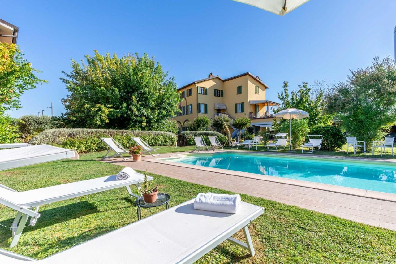 Villa Gabriella Lucca Camera foto